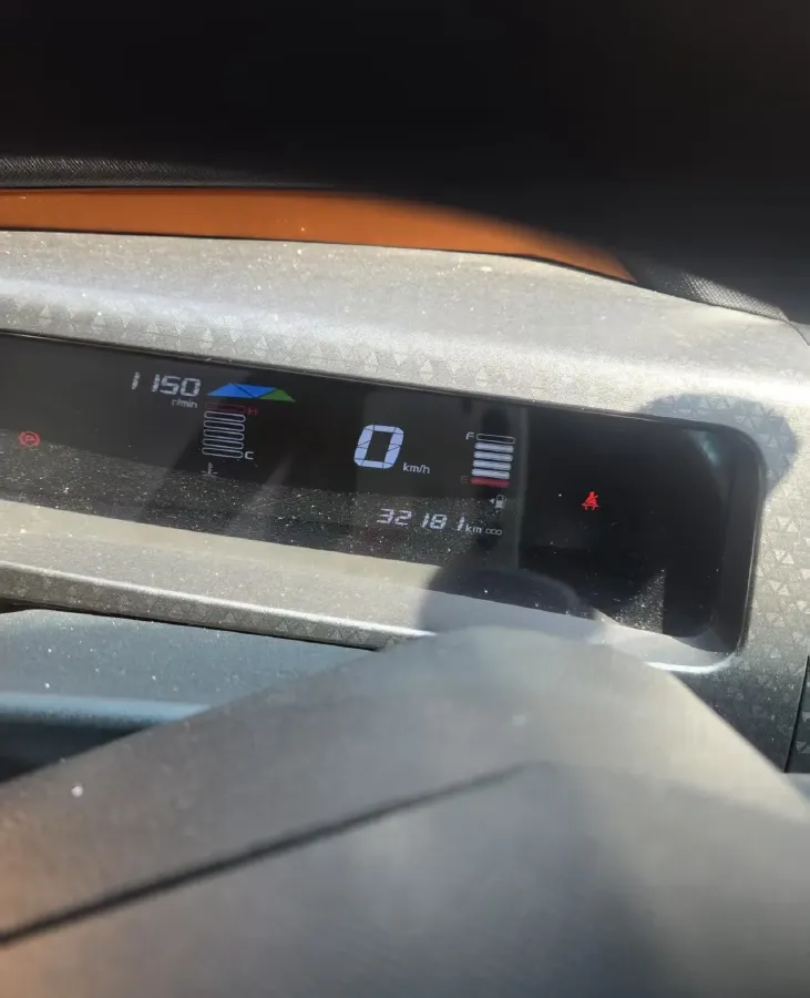 2017 Geely Vision X1 1.3L 88HP L4 5MT,autocango,china used car exporter,china ev exporter,chinese used car exporter,chinese used ev exporter