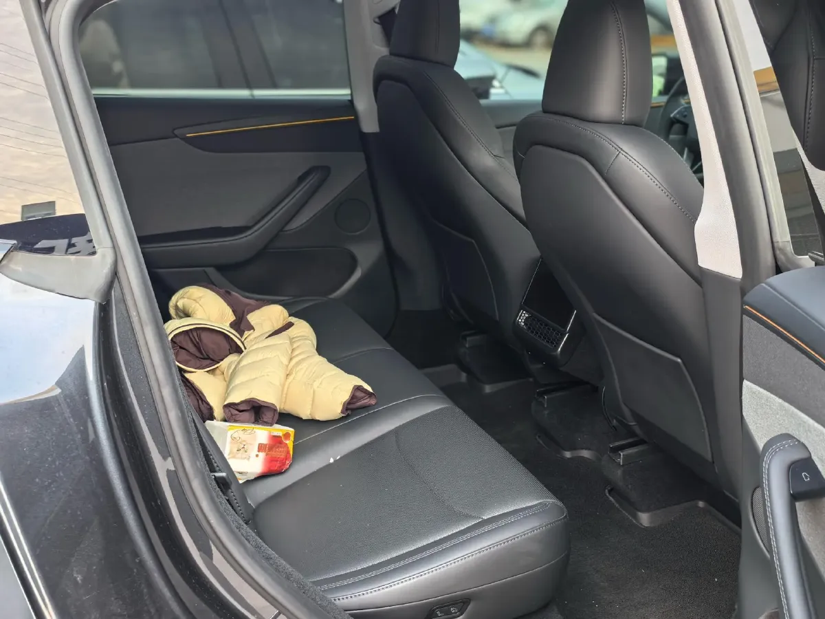 2024 Iveco OuSheng BEV 77.28KWH,autocango,china used car exporter,china ev exporter,chinese used car exporter,chinese used ev exporter