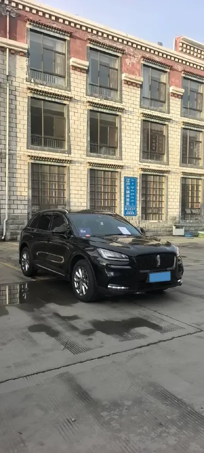 2020 Lincoln Corsair 2.0T 245HP L4 8AT,autocango,china used car exporter,china ev exporter,chinese used car exporter,chinese used ev exporter