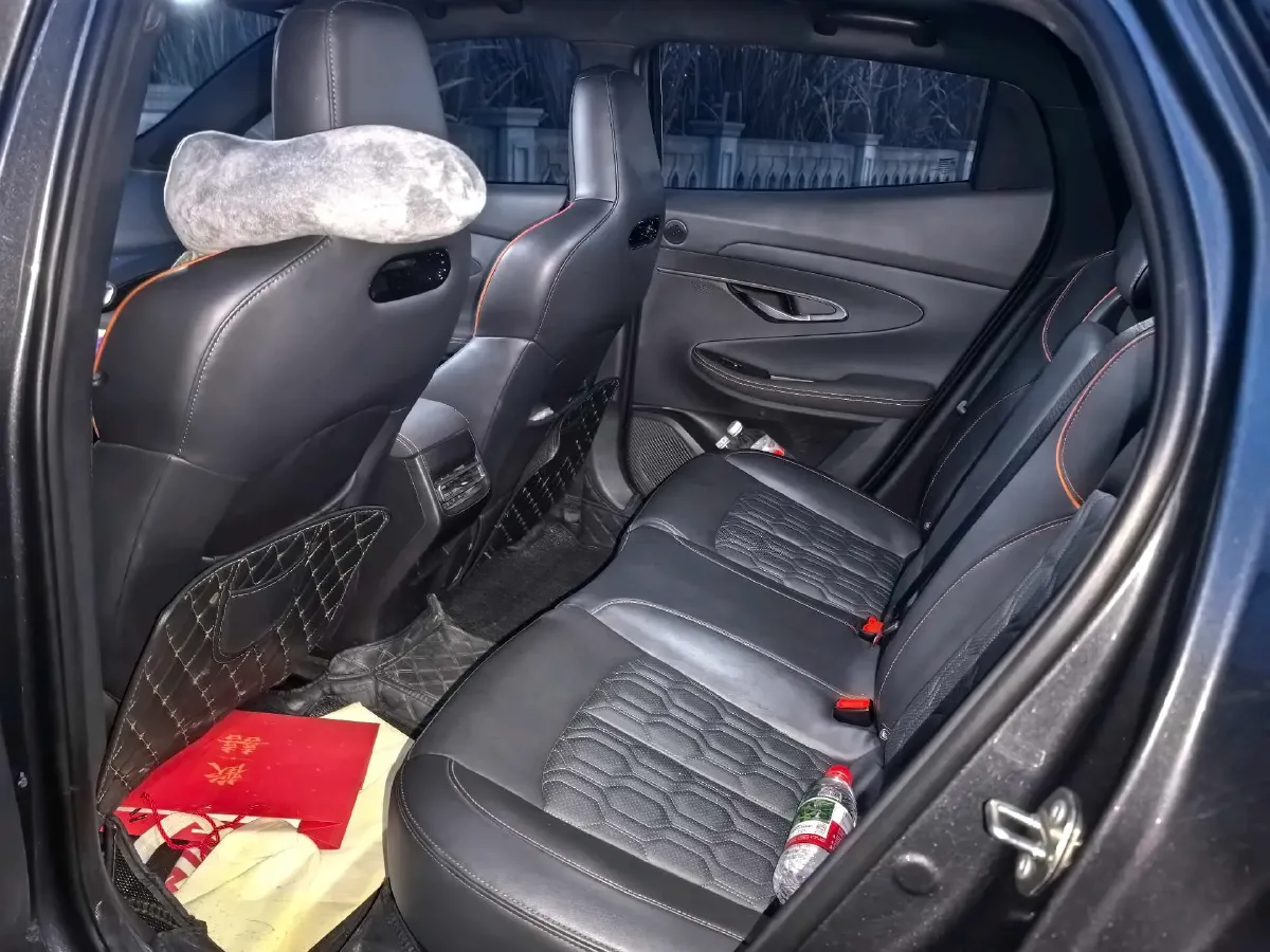 2022 ChangAn UNI-T 1.5T 188HP L4 7DCT,autocango,china used car exporter,china ev exporter,chinese used car exporter,chinese used ev exporter