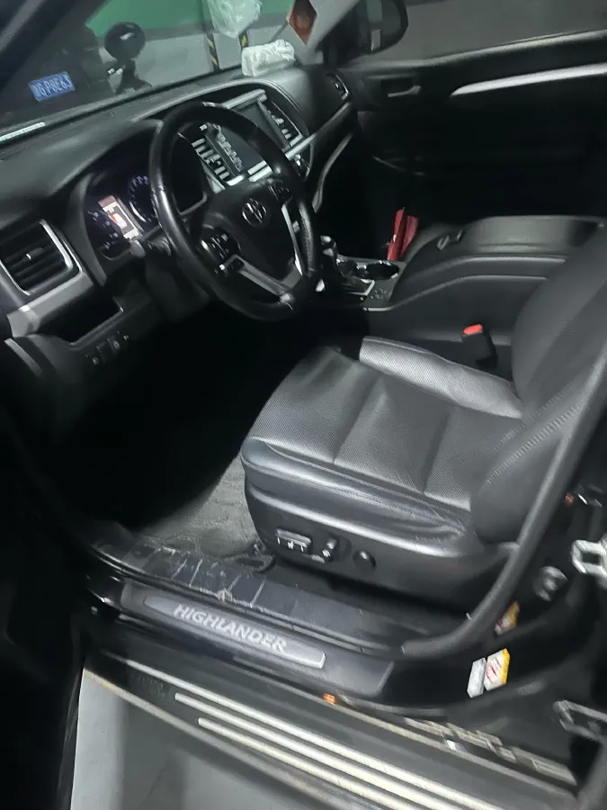 2018 Toyota Highlander 2.0T 220HP L4 6AT,autocango,china used car exporter,china ev exporter,chinese used car exporter,chinese used ev exporter