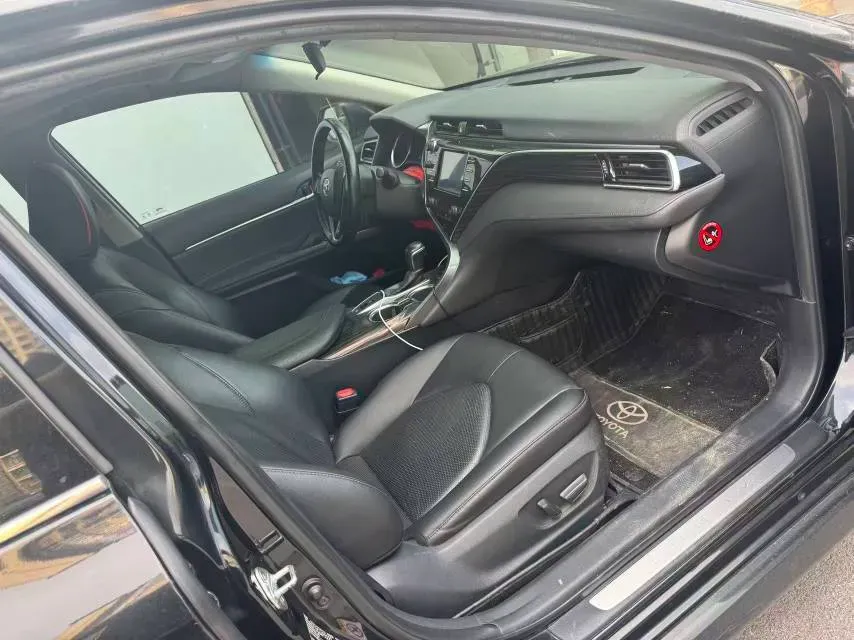 2018 Toyota Camry 2.0L 169HP L4 6AT,autocango,china used car exporter,china ev exporter,chinese used car exporter,chinese used ev exporter