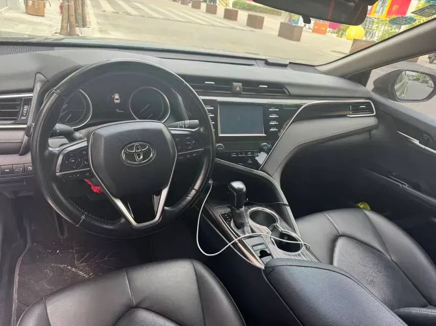 2018 Toyota Camry 2.0L 169HP L4 6AT,autocango,china used car exporter,china ev exporter,chinese used car exporter,chinese used ev exporter