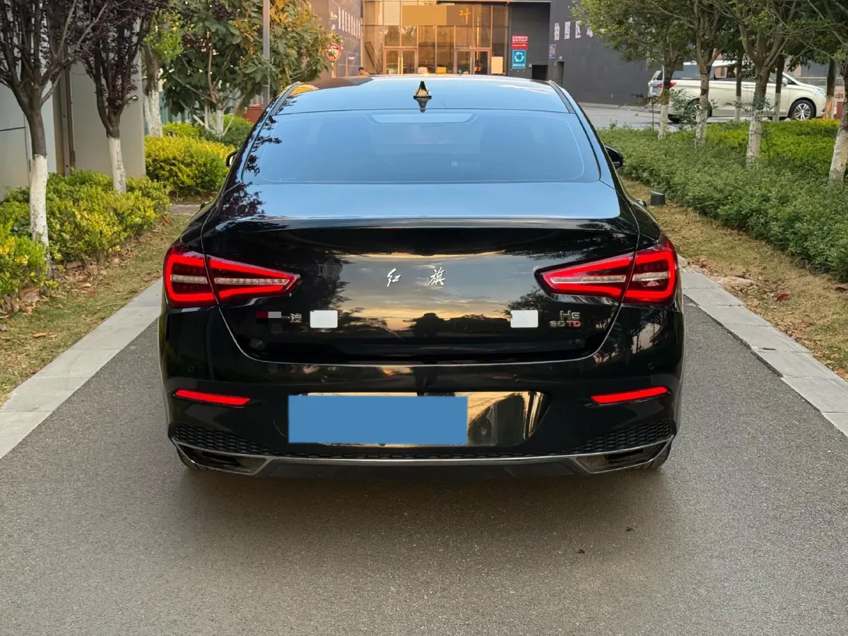 2022 HongQi H5 1.5T 169HP L4 7DCT,autocango,china used car exporter,china ev exporter,chinese used car exporter,chinese used ev exporter