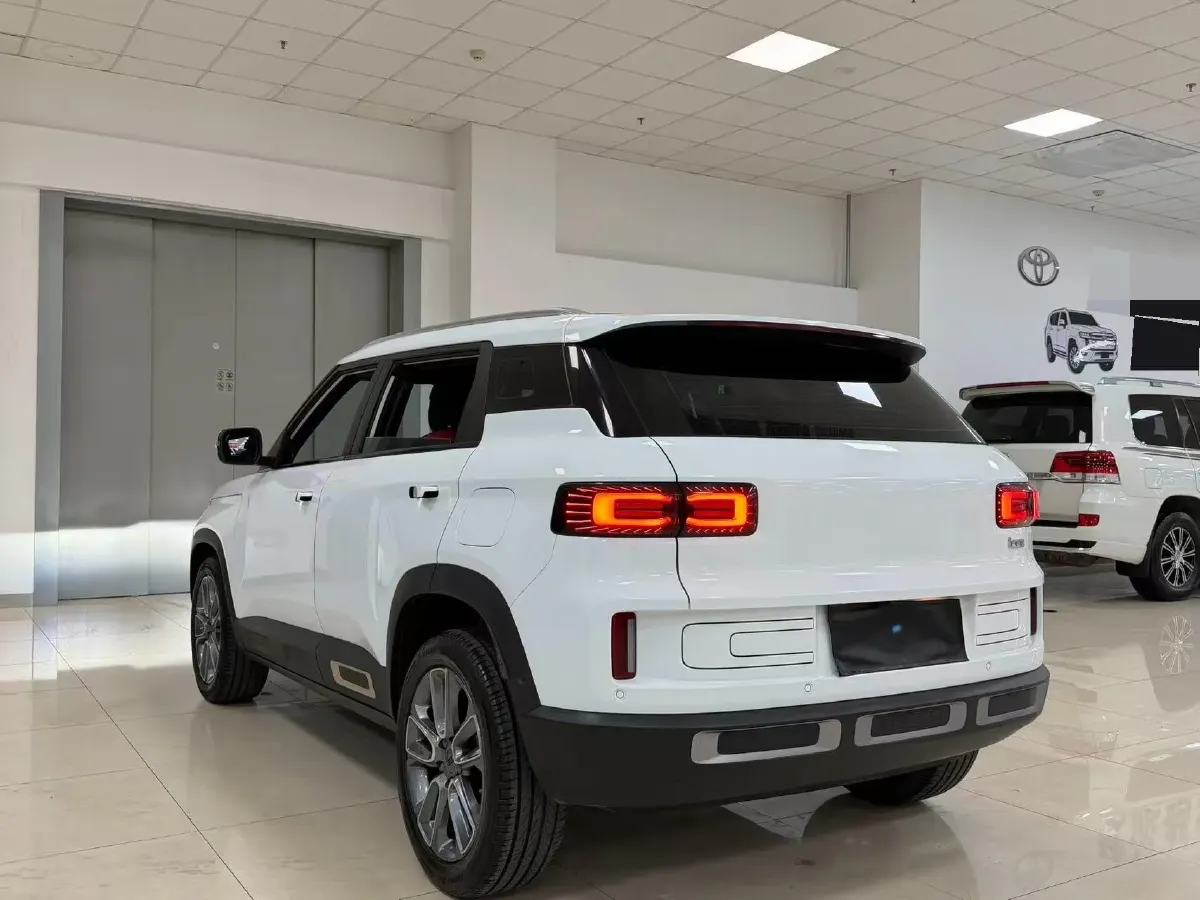 2020 Geely ICON 1.5T 177HP L3 7DCT,autocango,china used car exporter,china ev exporter,chinese used car exporter,chinese used ev exporter