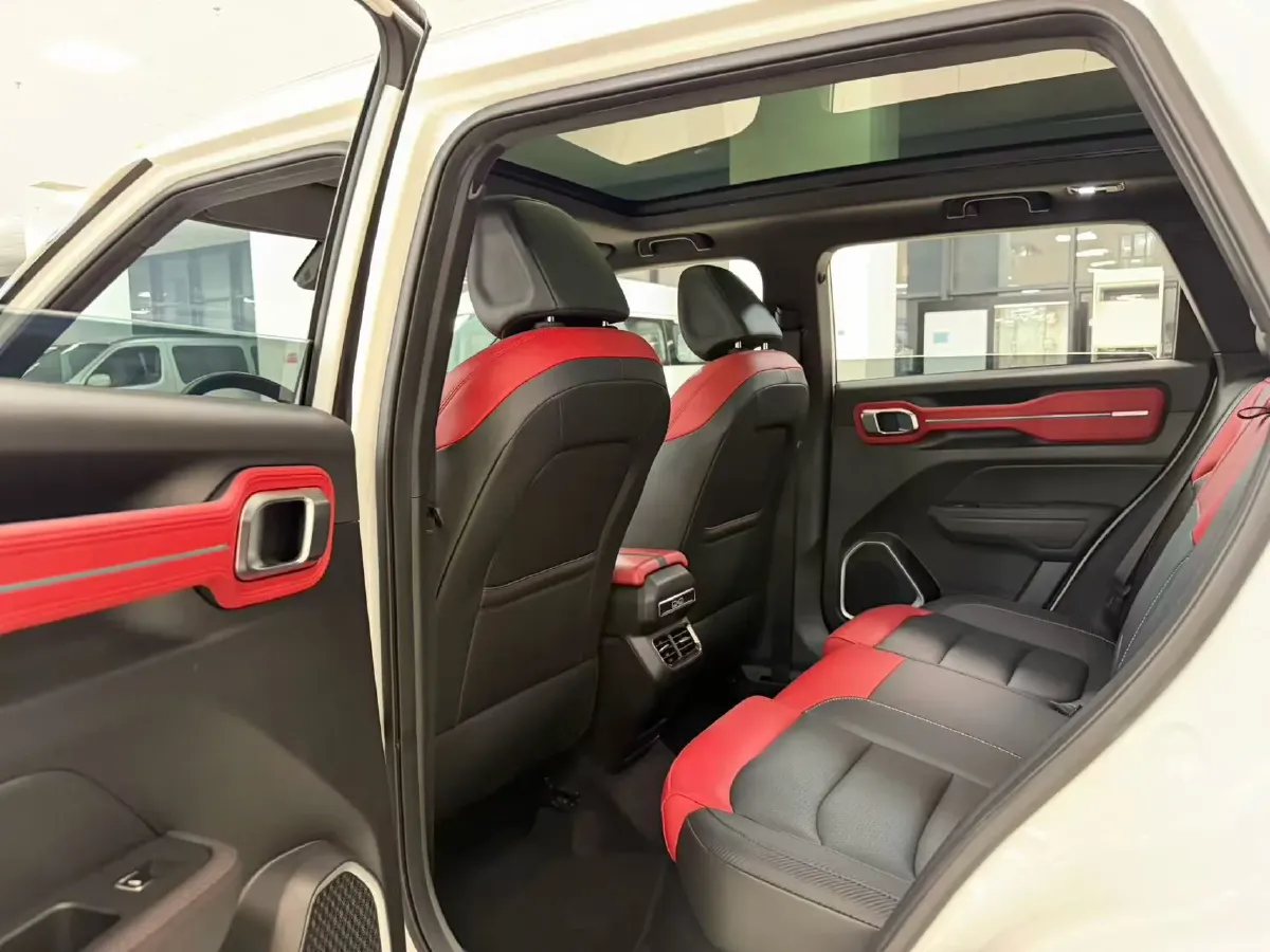 2020 Geely ICON 1.5T 177HP L3 7DCT,autocango,china used car exporter,china ev exporter,chinese used car exporter,chinese used ev exporter