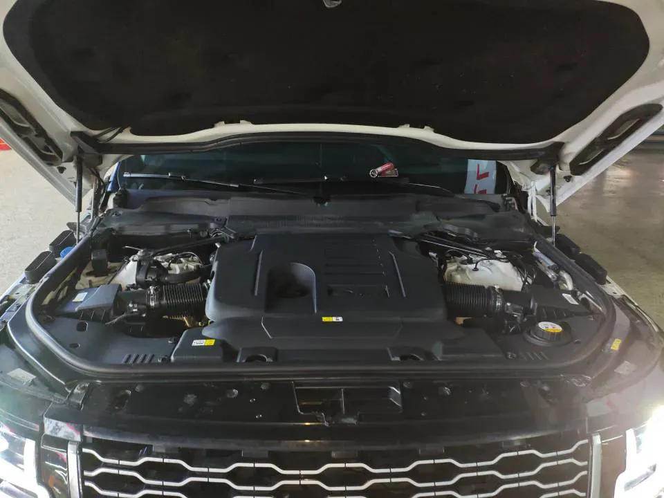 2021 Land Rover Range Rover 3.0T 400HP L6 8AT,autocango,china used car exporter,china ev exporter,chinese used car exporter,chinese used ev exporter