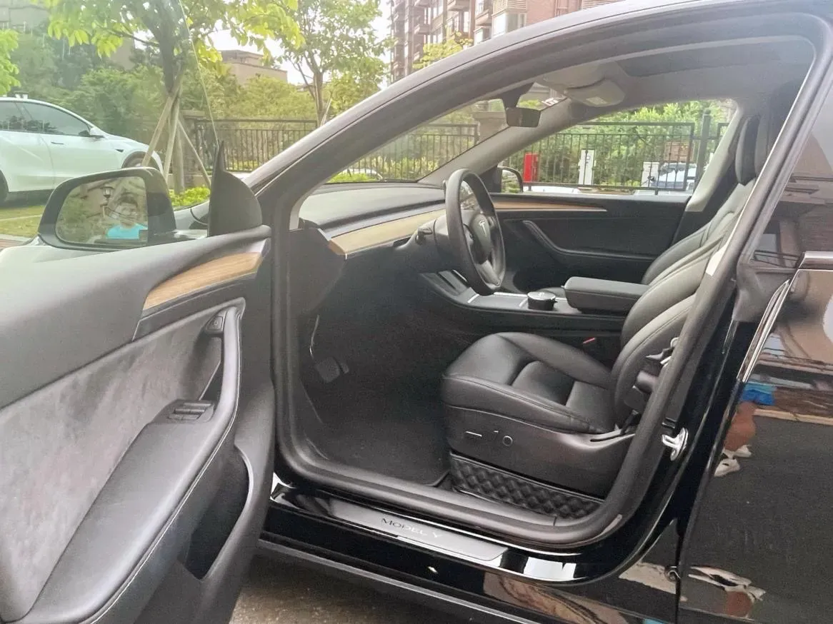 2022 Tesla Model Y BEV 60KWH,autocango,china used car exporter,china ev exporter,chinese used car exporter,chinese used ev exporter