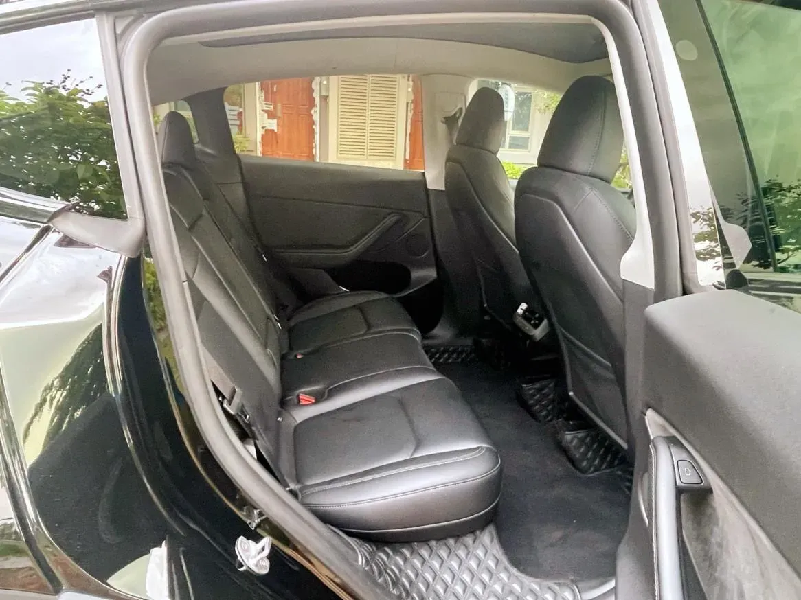 2022 Tesla Model Y BEV 60KWH,autocango,china used car exporter,china ev exporter,chinese used car exporter,chinese used ev exporter