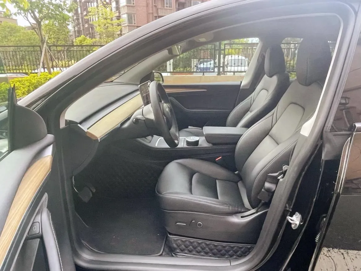 2022 Tesla Model Y BEV 60KWH,autocango,china used car exporter,china ev exporter,chinese used car exporter,chinese used ev exporter