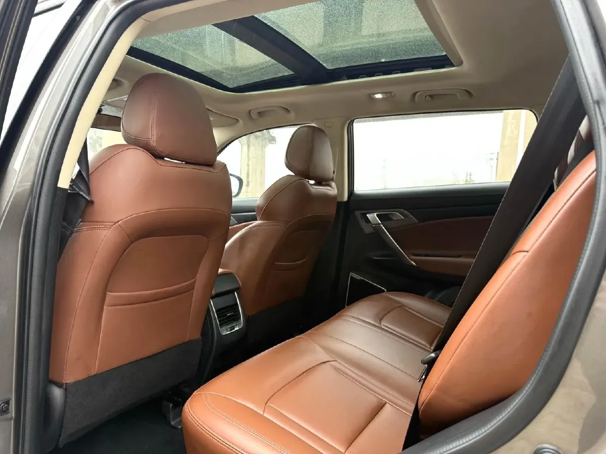 2021 Geely Azkarra 1.8T 184HP L4 7DCT,autocango,china used car exporter,china ev exporter,chinese used car exporter,chinese used ev exporter