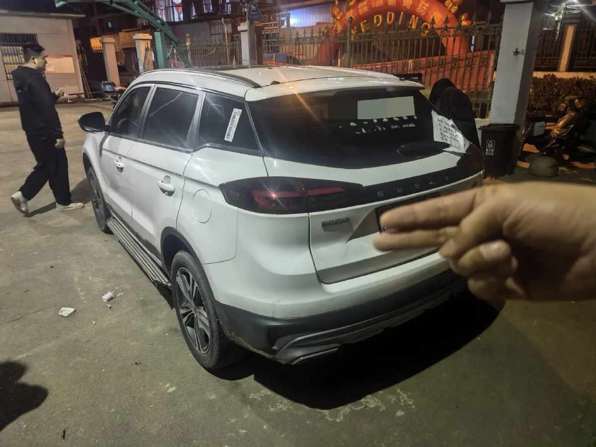 2022 Geely Azkarra 1.8T 184HP L4 7DCT,autocango,china used car exporter,china ev exporter,chinese used car exporter,chinese used ev exporter