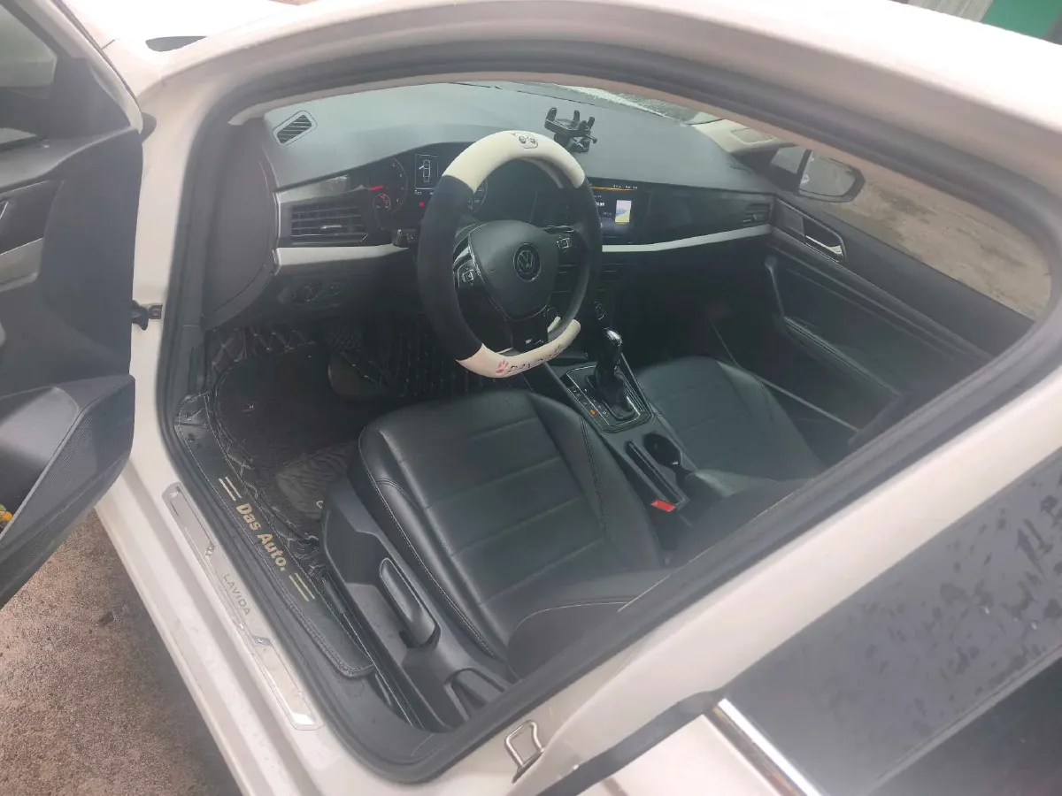 2021 Volkswagen Lavida 1.5L 113HP L4 6AT,autocango,china used car exporter,china ev exporter,chinese used car exporter,chinese used ev exporter
