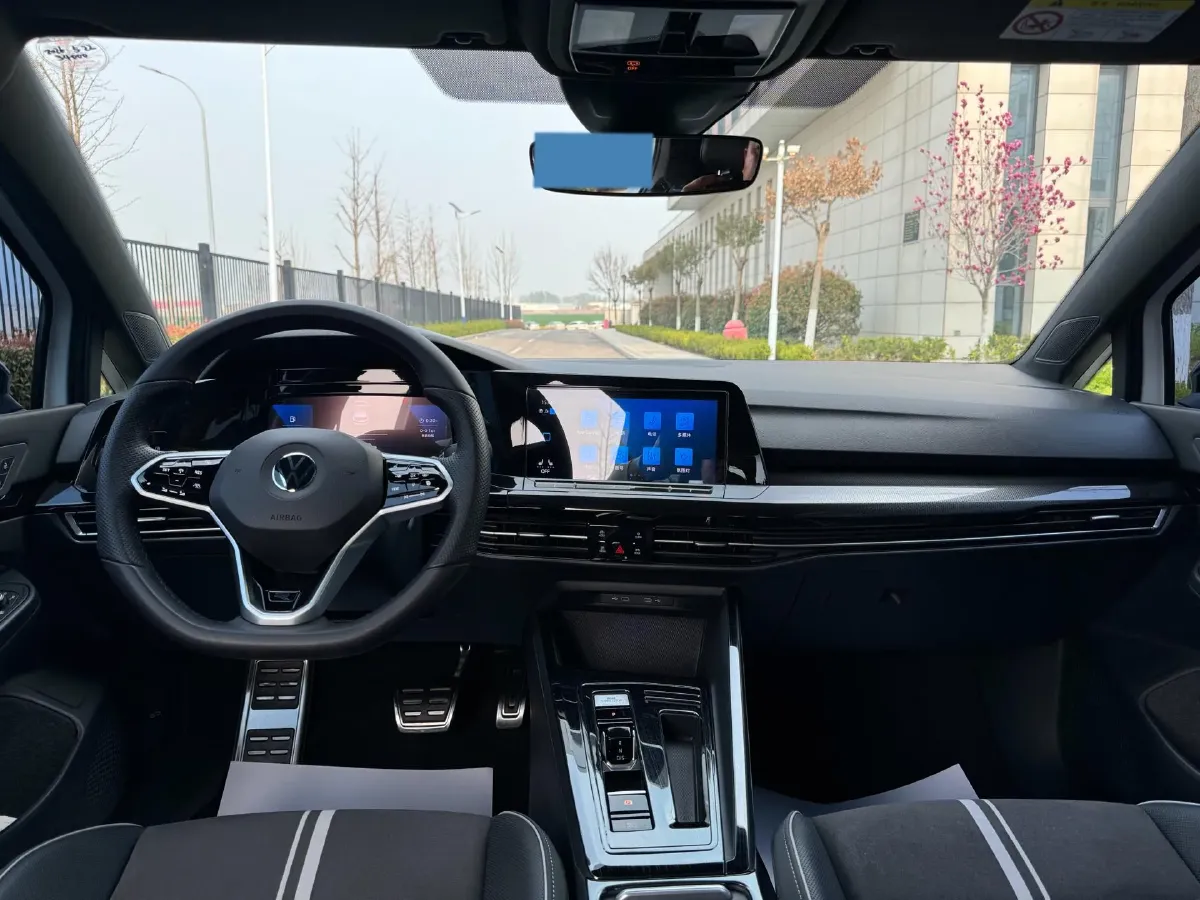 2023 Volkswagen Golf 1.4T 150HP L4 7DCT,autocango,china used car exporter,china ev exporter,chinese used car exporter,chinese used ev exporter