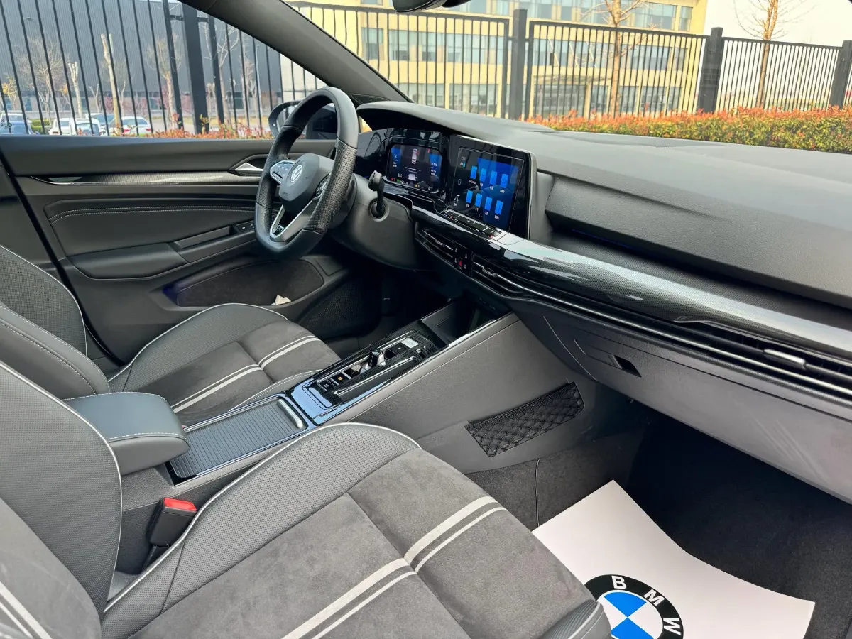 2023 Volkswagen Golf 1.4T 150HP L4 7DCT,autocango,china used car exporter,china ev exporter,chinese used car exporter,chinese used ev exporter