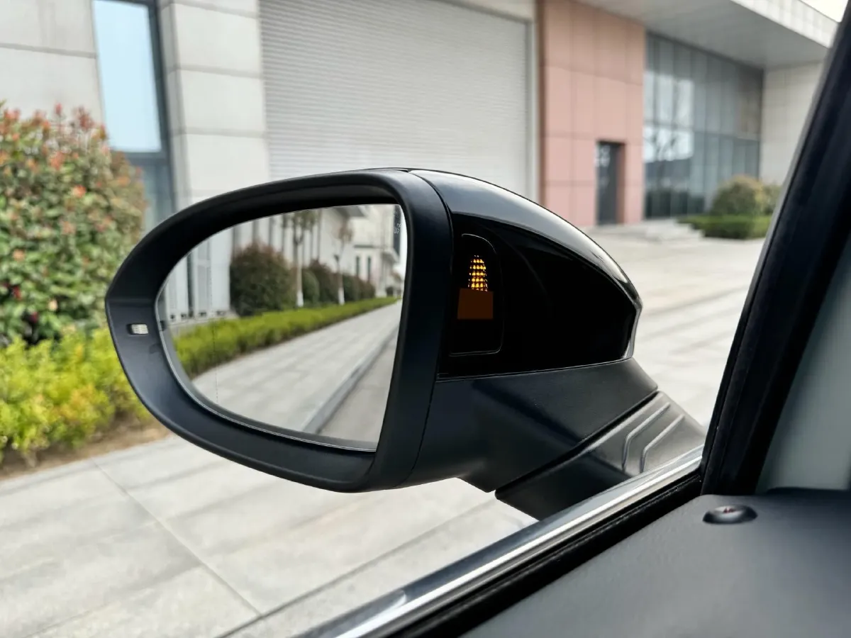 2023 Volkswagen Golf 1.4T 150HP L4 7DCT,autocango,china used car exporter,china ev exporter,chinese used car exporter,chinese used ev exporter