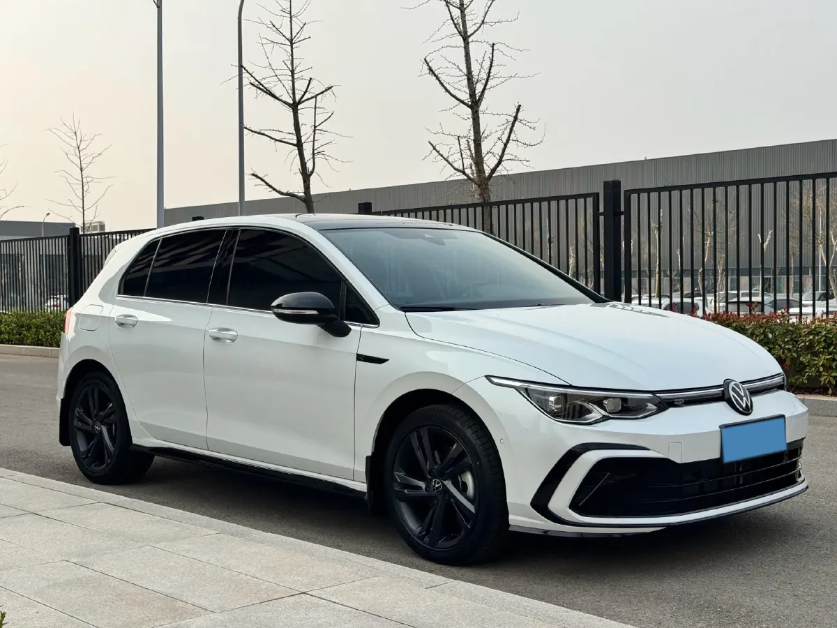 2023 Volkswagen Golf 1.4T 150HP L4 7DCT,autocango,china used car exporter,china ev exporter,chinese used car exporter,chinese used ev exporter