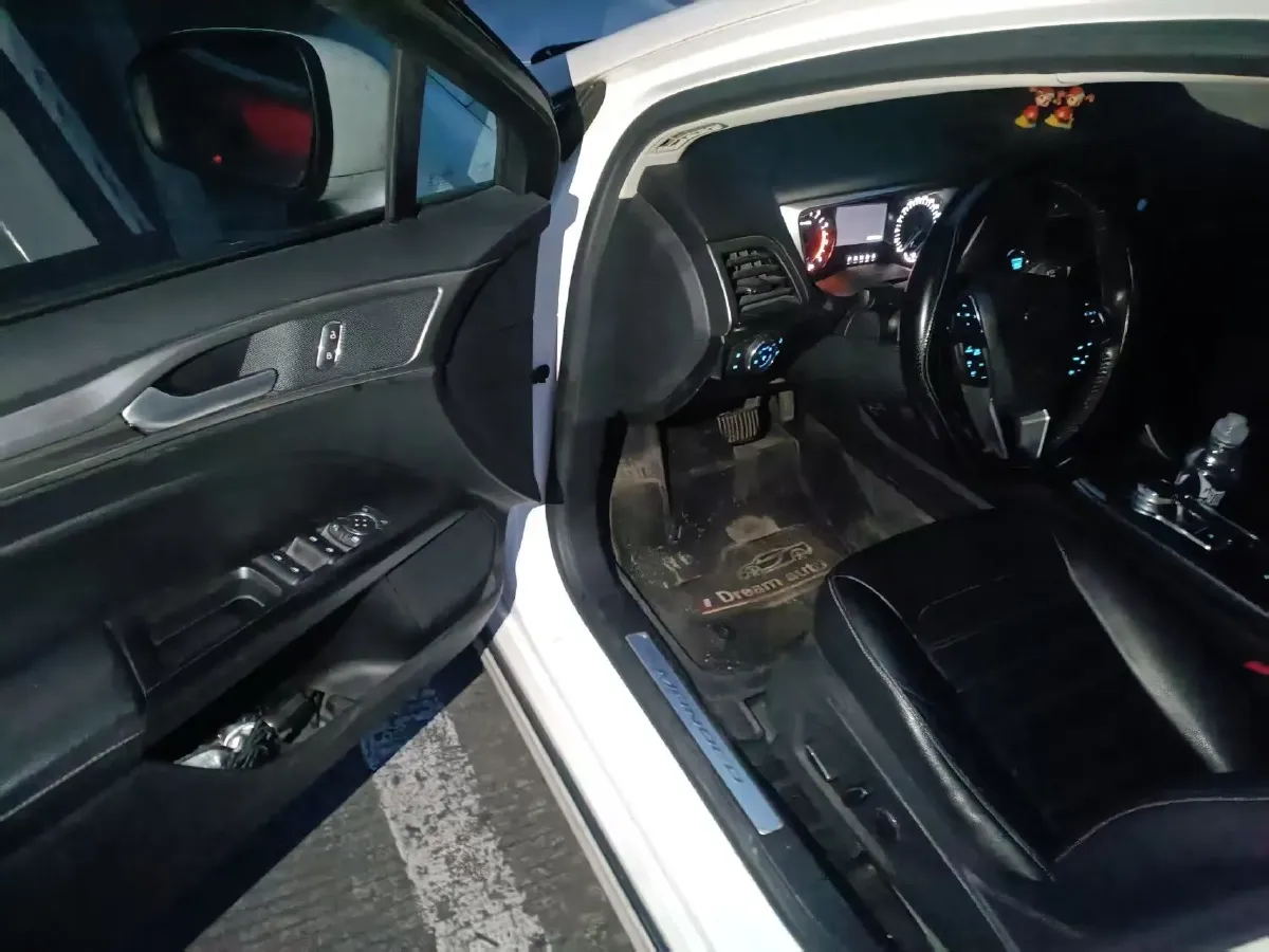 2018 Ford Mondeo 1.5T 181HP L4 6AT,autocango,china used car exporter,china ev exporter,chinese used car exporter,chinese used ev exporter