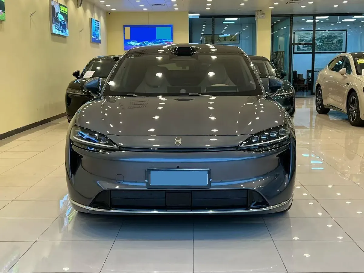 2026 Luxeed R7 BEV,autocango,china used car exporter,china ev exporter,chinese used car exporter,chinese used ev exporter