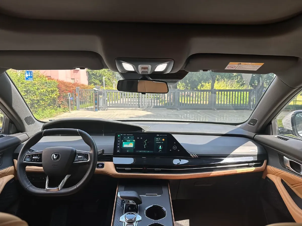 2023 ChangAn UNI-K 2.0T 233HP L4 8AT,autocango,china used car exporter,china ev exporter,chinese used car exporter,chinese used ev exporter