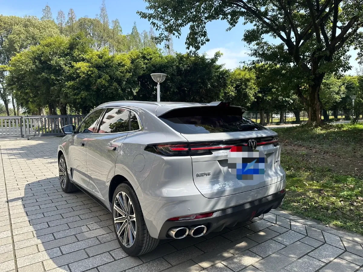 2023 ChangAn UNI-K 2.0T 233HP L4 8AT,autocango,china used car exporter,china ev exporter,chinese used car exporter,chinese used ev exporter