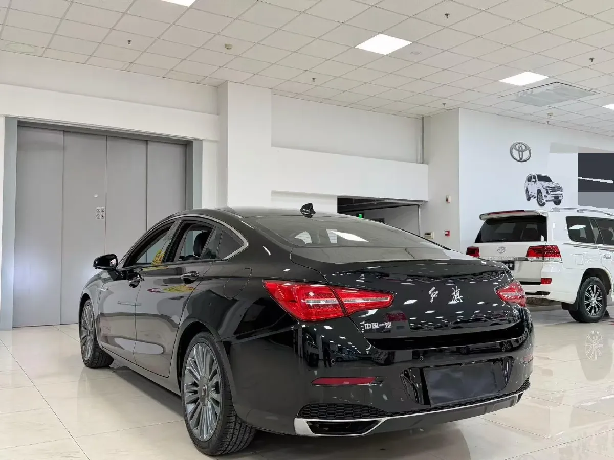 2020 HongQi H5 1.8T 197HP L4 6AT,autocango,china used car exporter,china ev exporter,chinese used car exporter,chinese used ev exporter