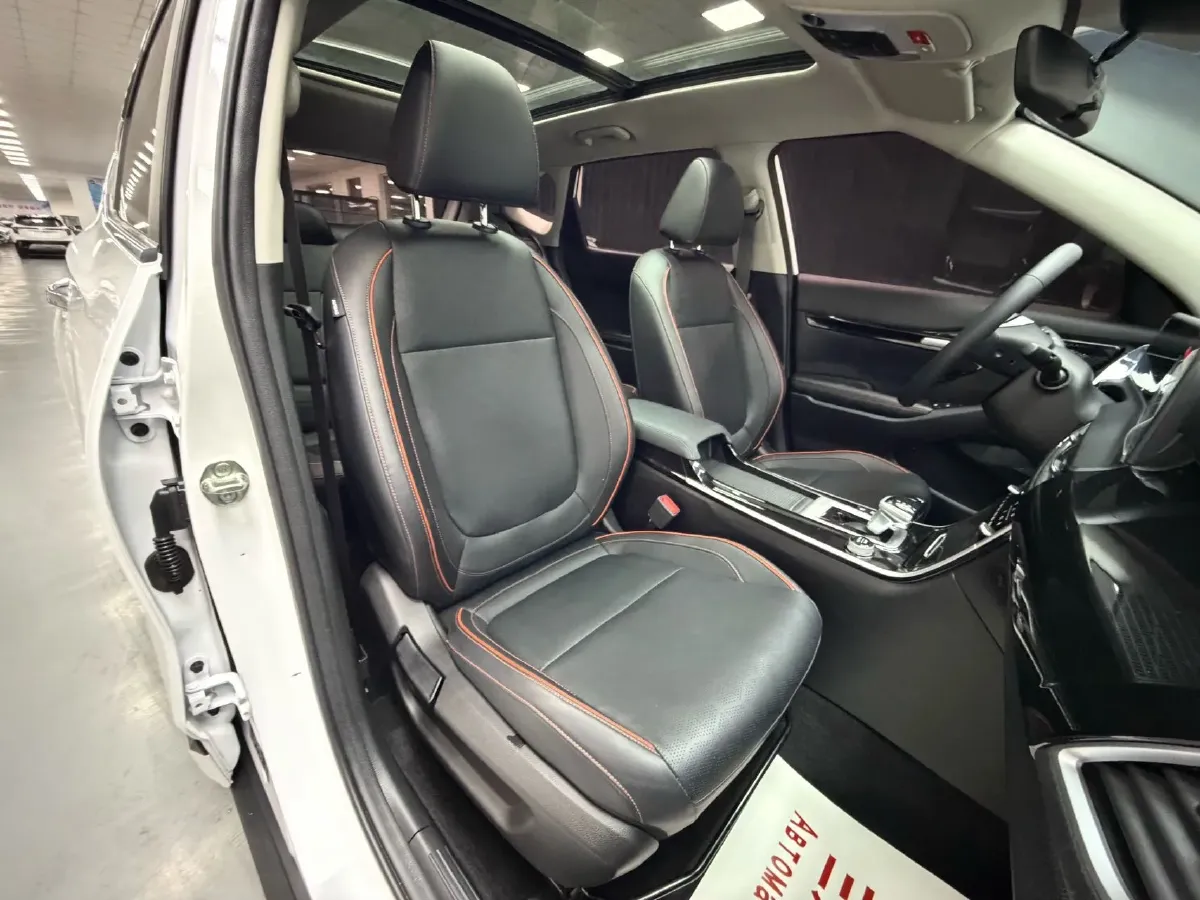 2023 Kia Seltos 1.5L 115HP L4 CVT,autocango,china used car exporter,china ev exporter,chinese used car exporter,chinese used ev exporter