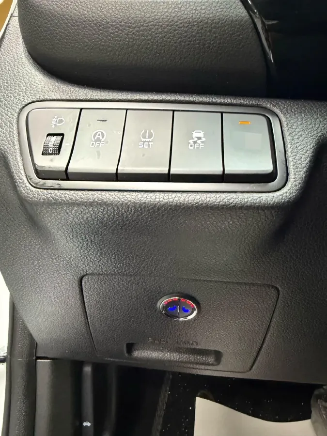 2023 Kia Seltos 1.5L 115HP L4 CVT,autocango,china used car exporter,china ev exporter,chinese used car exporter,chinese used ev exporter