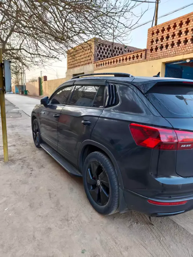 2021 Volkswagen Tayron 2.0T 186HP L4 7DCT,autocango,china used car exporter,china ev exporter,chinese used car exporter,chinese used ev exporter