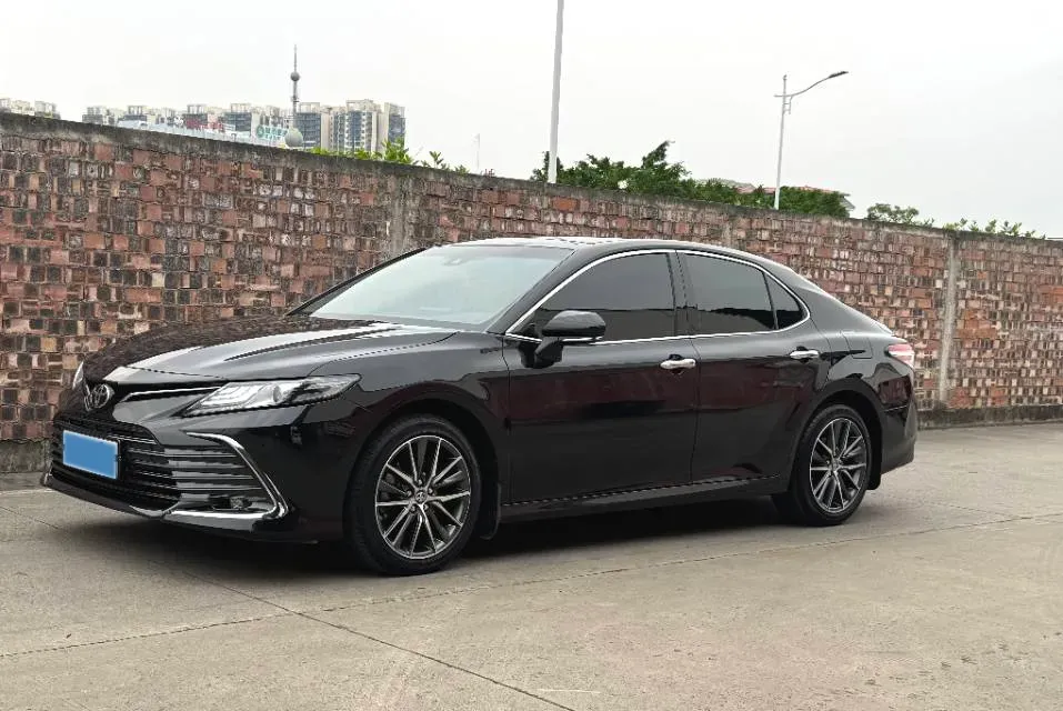 2021 Toyota Camry 2.5L 209HP L4 8AT,autocango,china used car exporter,china ev exporter,chinese used car exporter,chinese used ev exporter