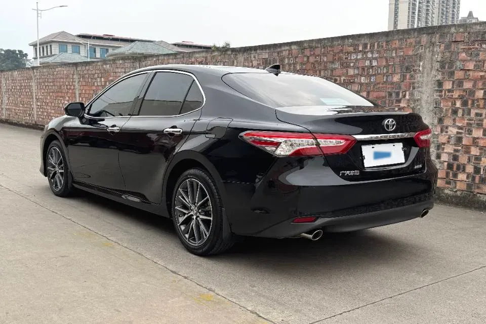 2021 Toyota Camry 2.5L 209HP L4 8AT,autocango,china used car exporter,china ev exporter,chinese used car exporter,chinese used ev exporter