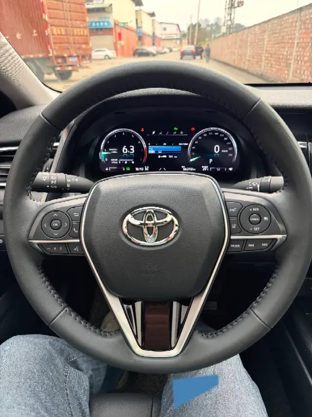 2021 Toyota Camry 2.5L 209HP L4 8AT,autocango,china used car exporter,china ev exporter,chinese used car exporter,chinese used ev exporter