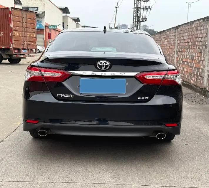 2021 Toyota Camry 2.5L 209HP L4 8AT,autocango,china used car exporter,china ev exporter,chinese used car exporter,chinese used ev exporter