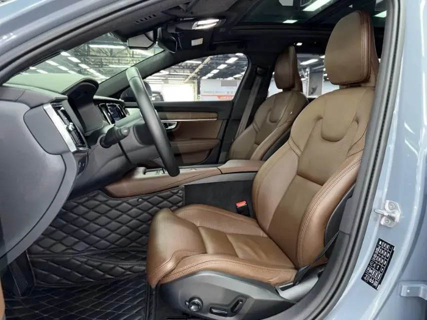 2022 Volvo V90 2.0T 250HP L4 8AT,autocango,china used car exporter,china ev exporter,chinese used car exporter,chinese used ev exporter