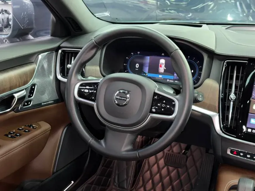 2022 Volvo V90 2.0T 250HP L4 8AT,autocango,china used car exporter,china ev exporter,chinese used car exporter,chinese used ev exporter