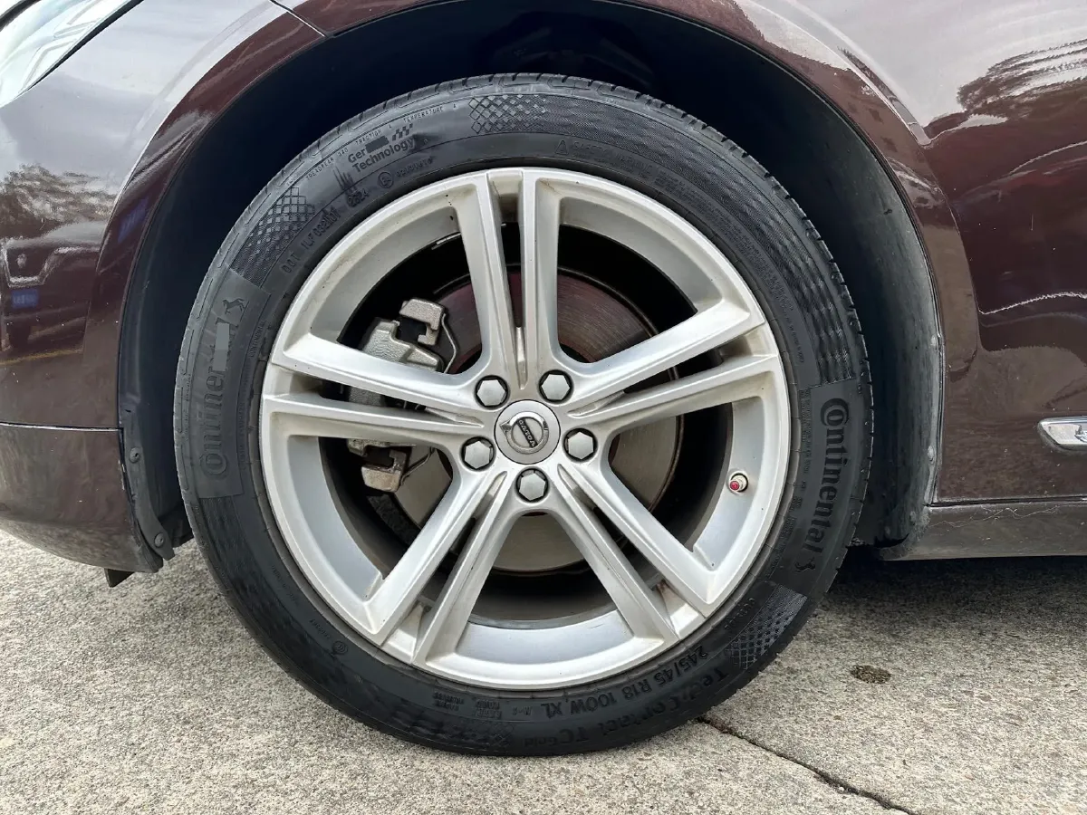 2019 Infiniti Q70 2.0T 211HP L4 7AT,autocango,china used car exporter,china ev exporter,chinese used car exporter,chinese used ev exporter