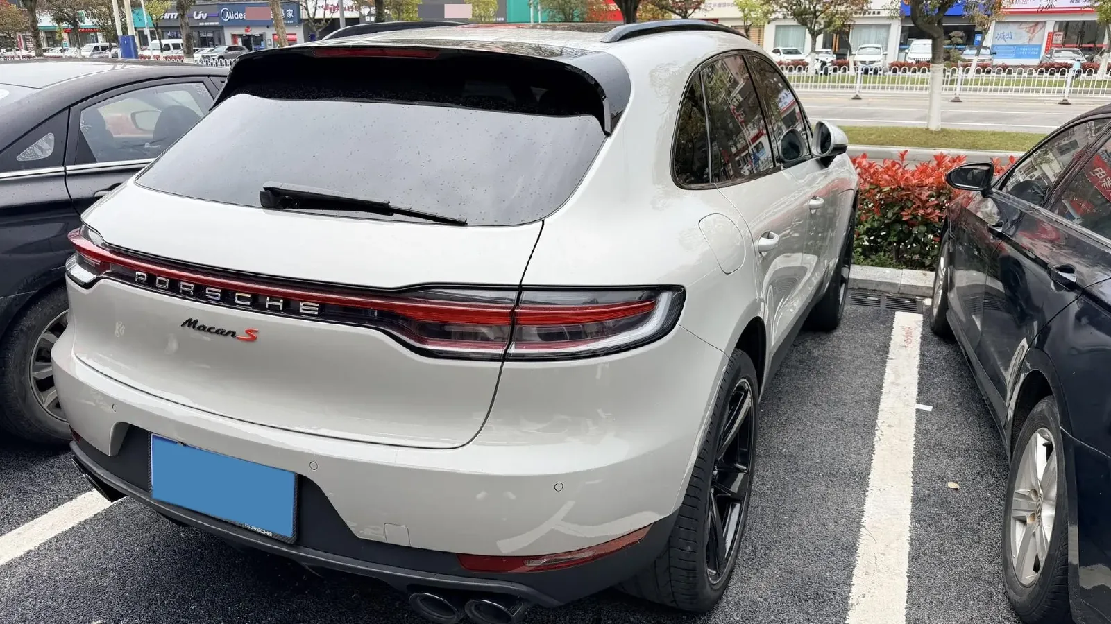 2021 Porsche Macan 2.0T 252HP L4 7DCT,autocango,china used car exporter,china ev exporter,chinese used car exporter,chinese used ev exporter