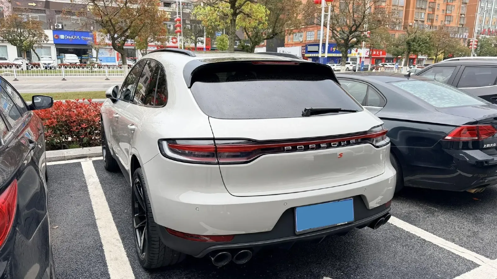 2021 Porsche Macan 2.0T 252HP L4 7DCT,autocango,china used car exporter,china ev exporter,chinese used car exporter,chinese used ev exporter
