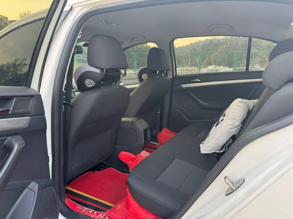 2018 Volkswagen Lavida 1.5L 112HP L4 5MT,autocango,china used car exporter,china ev exporter,chinese used car exporter,chinese used ev exporter