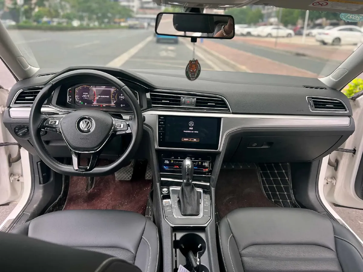 2021 Volkswagen Lamando 1.4T 150HP L4 7DCT,autocango,china used car exporter,china ev exporter,chinese used car exporter,chinese used ev exporter