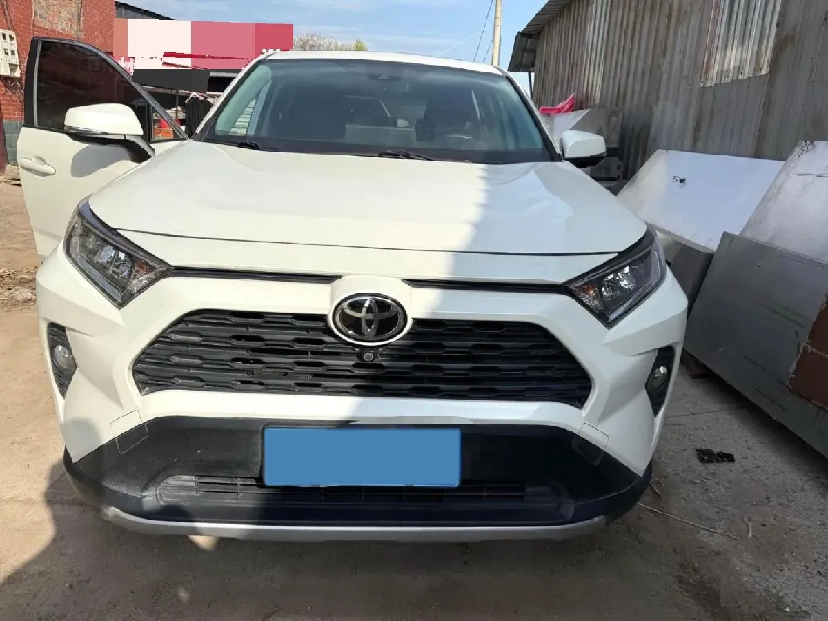 2020 Toyota RAV4 2.0L 171HP L4 CVT,autocango,china used car exporter,china ev exporter,chinese used car exporter,chinese used ev exporter