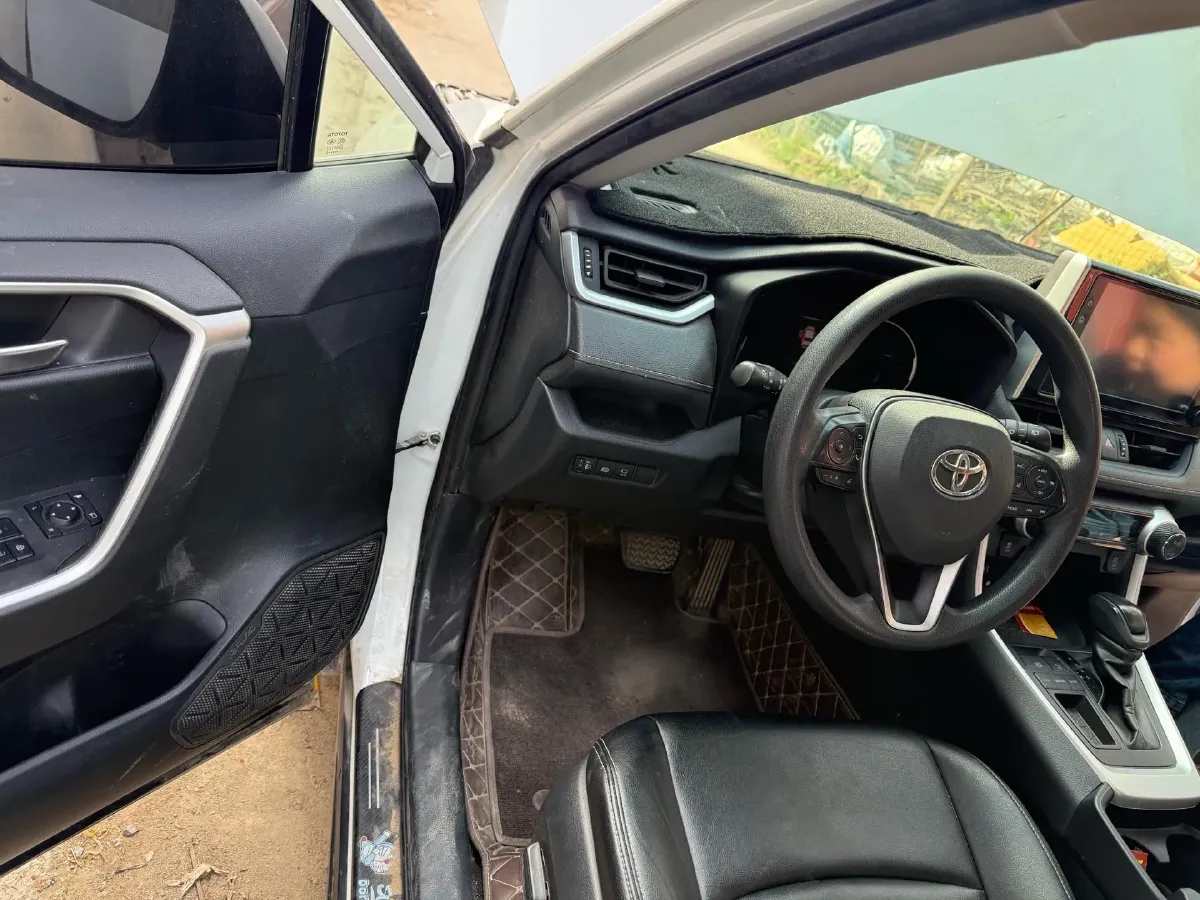 2020 Toyota RAV4 2.0L 171HP L4 CVT,autocango,china used car exporter,china ev exporter,chinese used car exporter,chinese used ev exporter