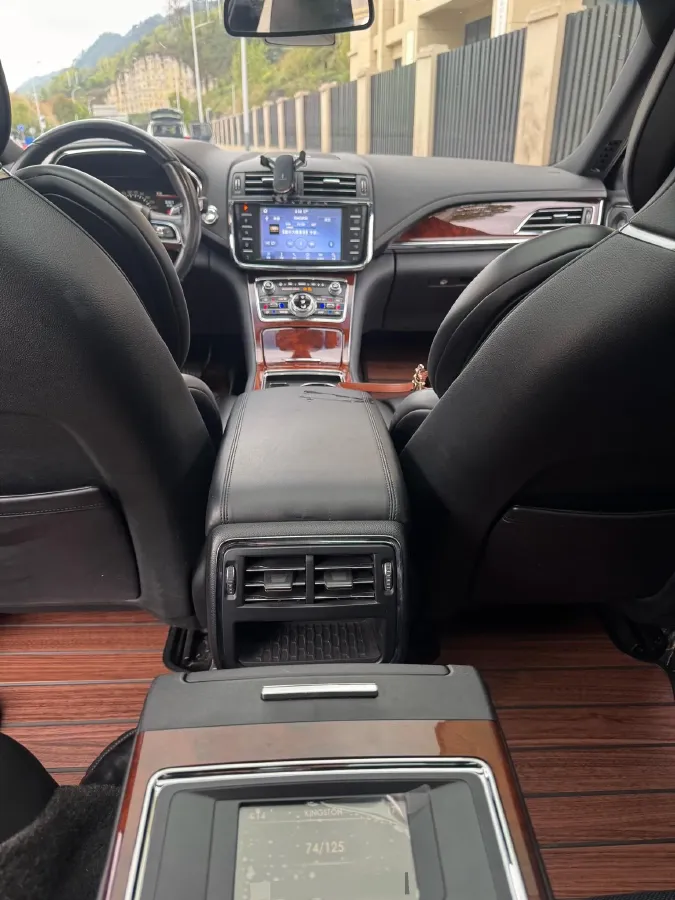 2020 Lincoln Continental 2.0T 241HP L4 6AT,autocango,china used car exporter,china ev exporter,chinese used car exporter,chinese used ev exporter