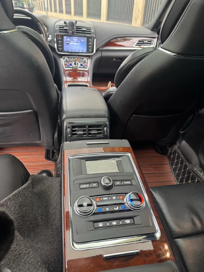 2020 Lincoln Continental 2.0T 241HP L4 6AT,autocango,china used car exporter,china ev exporter,chinese used car exporter,chinese used ev exporter