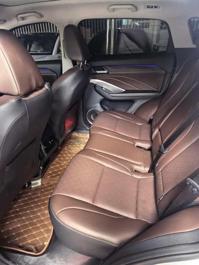 2018 WEY VV6 2.0T 197HP L4 7DCT,autocango,china used car exporter,china ev exporter,chinese used car exporter,chinese used ev exporter