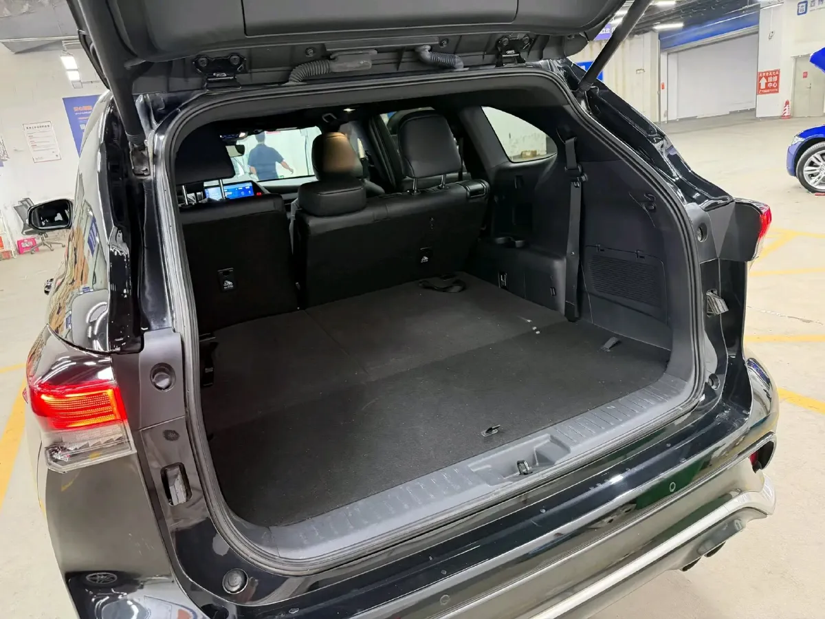 2022 Toyota Crown Kluger 2.5L 192HP L4 E-CVT Hybrid,autocango,china used car exporter,china ev exporter,chinese used car exporter,chinese used ev exporter