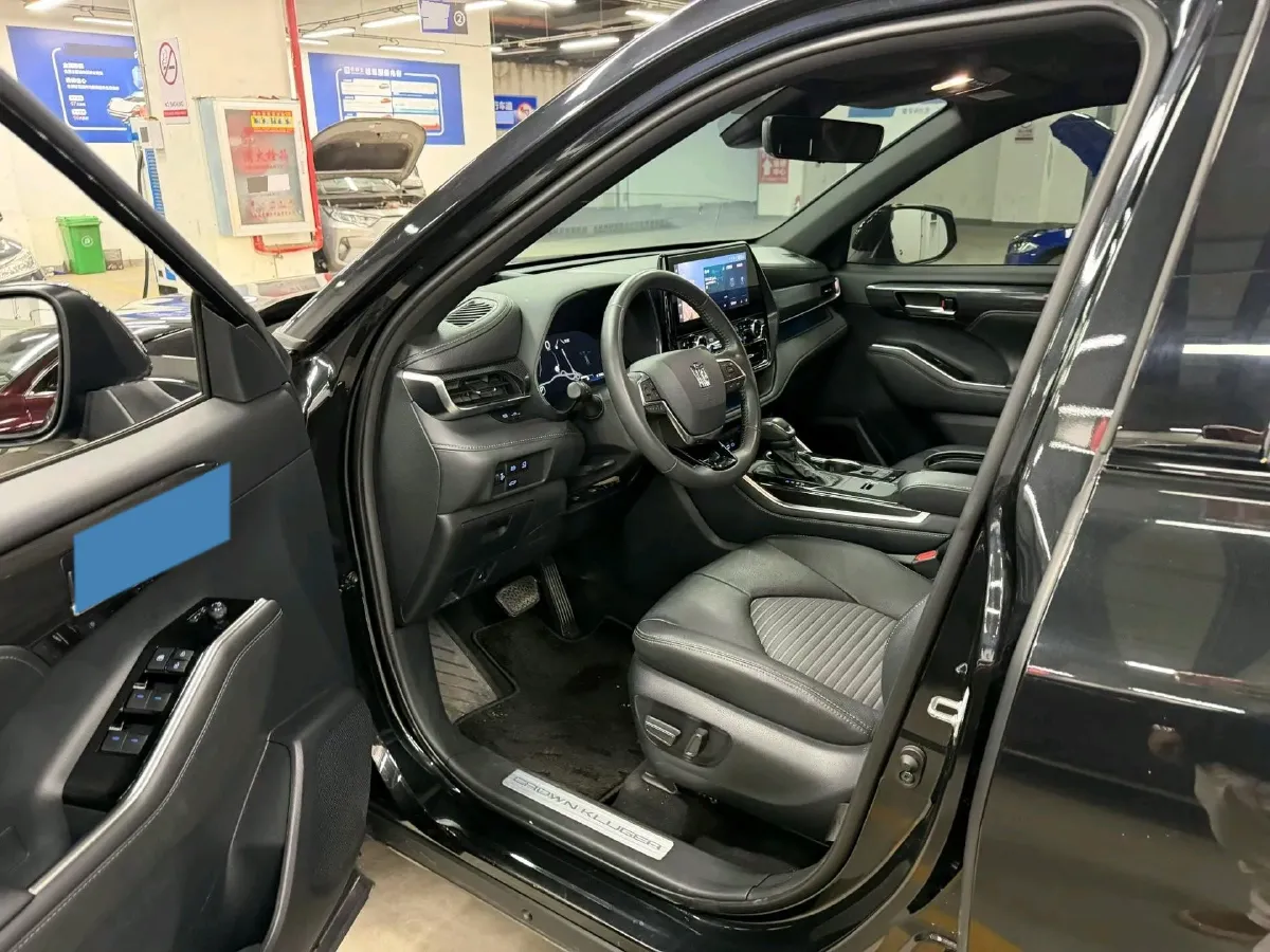 2022 Toyota Crown Kluger 2.5L 192HP L4 E-CVT Hybrid,autocango,china used car exporter,china ev exporter,chinese used car exporter,chinese used ev exporter