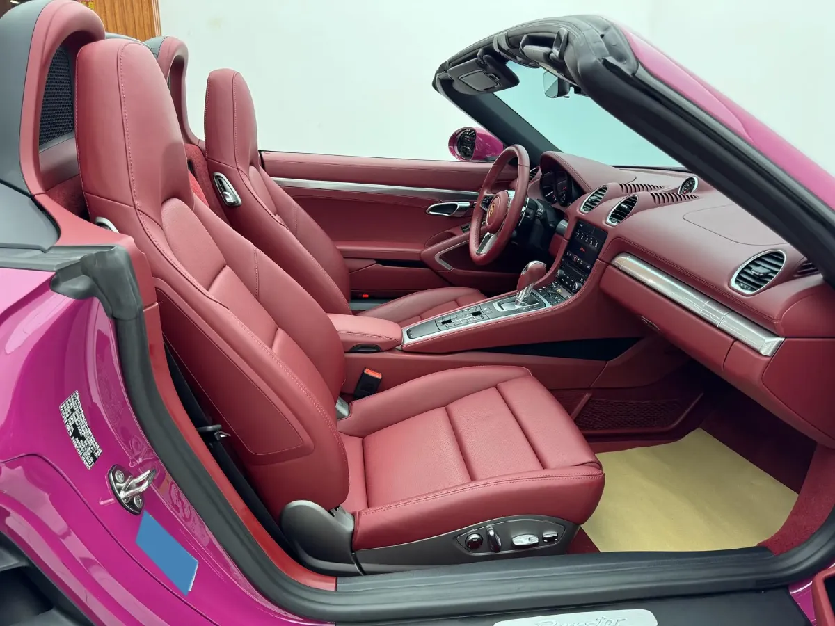 2022 Porsche 718 2.0T 250HP H4 7DCT,autocango,china used car exporter,china ev exporter,chinese used car exporter,chinese used ev exporter