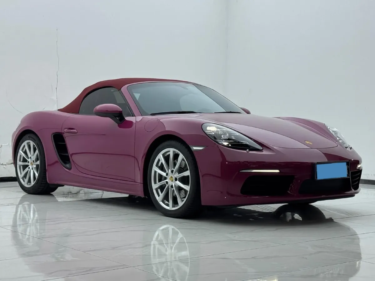 2022 Porsche 718 2.0T 250HP H4 7DCT,autocango,china used car exporter,china ev exporter,chinese used car exporter,chinese used ev exporter