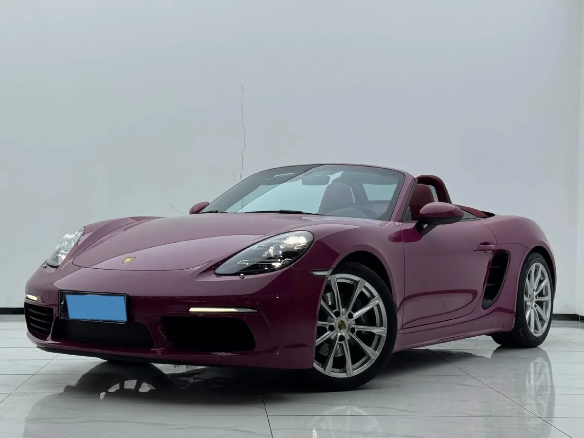 2022 Porsche 718 2.0T 250HP H4 7DCT,autocango,china used car exporter,china ev exporter,chinese used car exporter,chinese used ev exporter